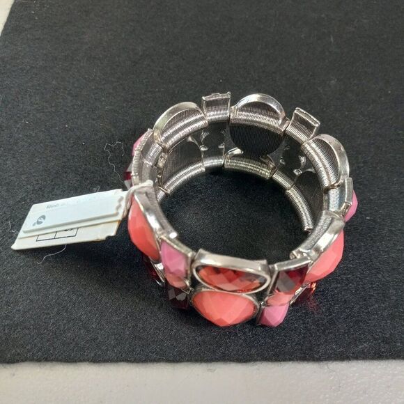 NWT Pink Beaded/Silver tone Metal Stretch Bracelet - Picture 2 of 4